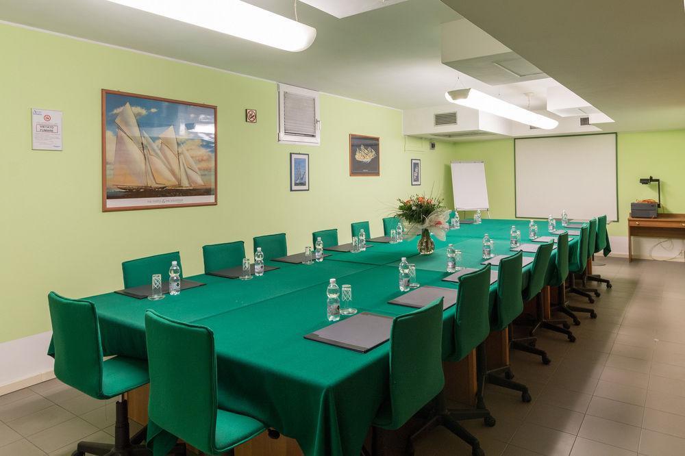 Hotel Roy 4*